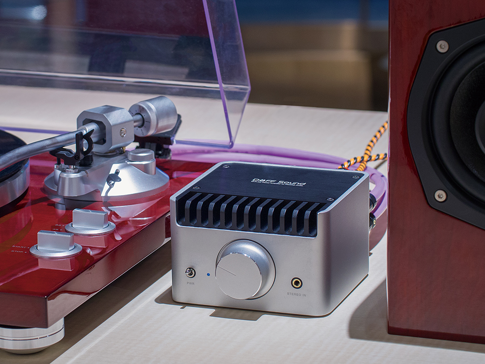 ハイレゾ対応のコンパクトパワーアンプ「DDA-AMP1」を発売。アルミ製